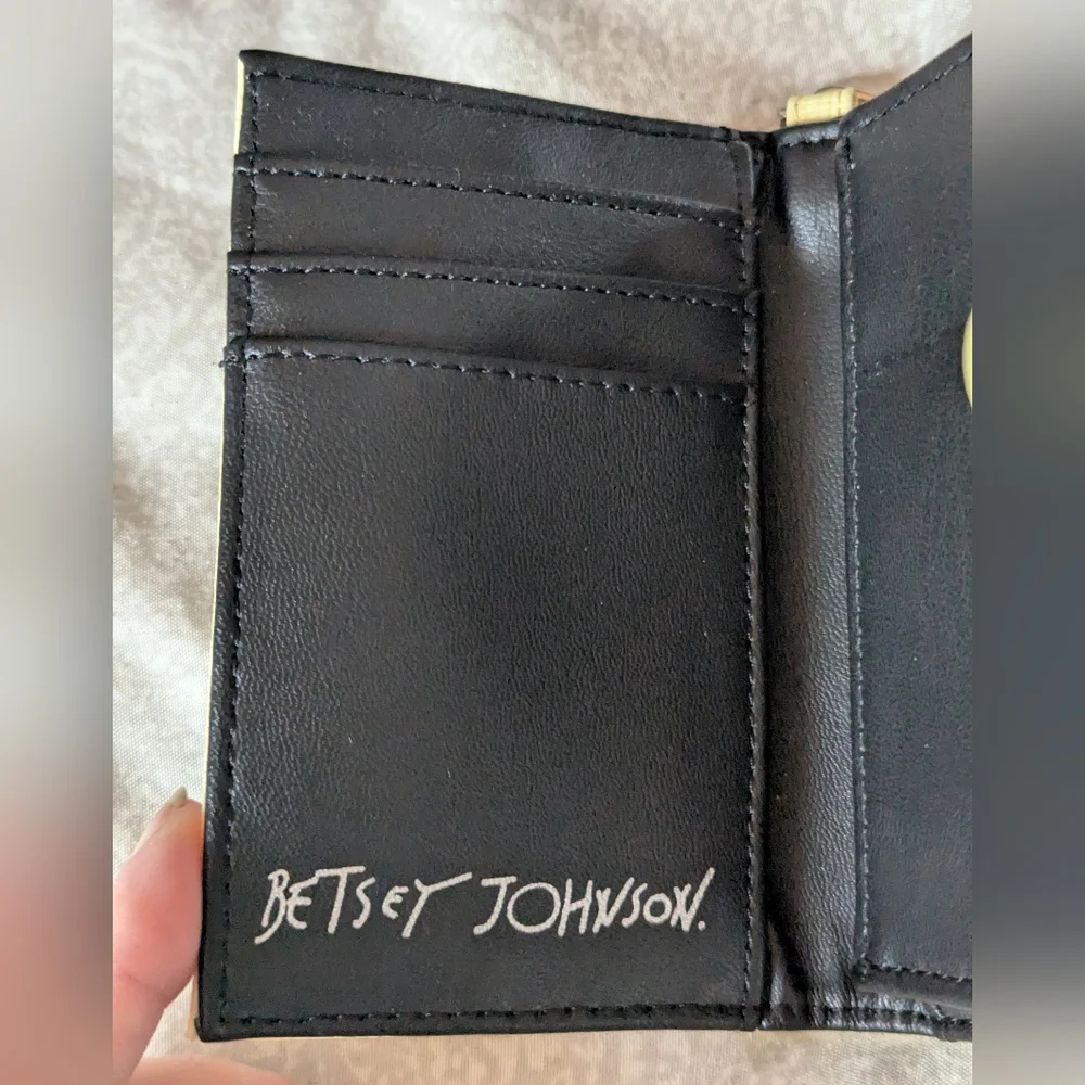Betsey Johnson Card Wallet on Clip - butter yellow 💛 reptile print NWOT